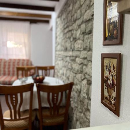 Pjetri House Hotell Berat Eksteriør bilde