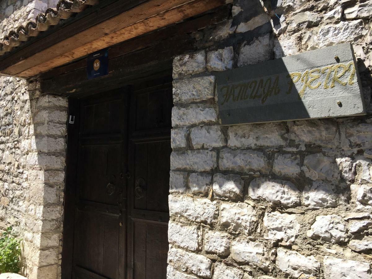 Pjetri House Hotell Berat Eksteriør bilde
